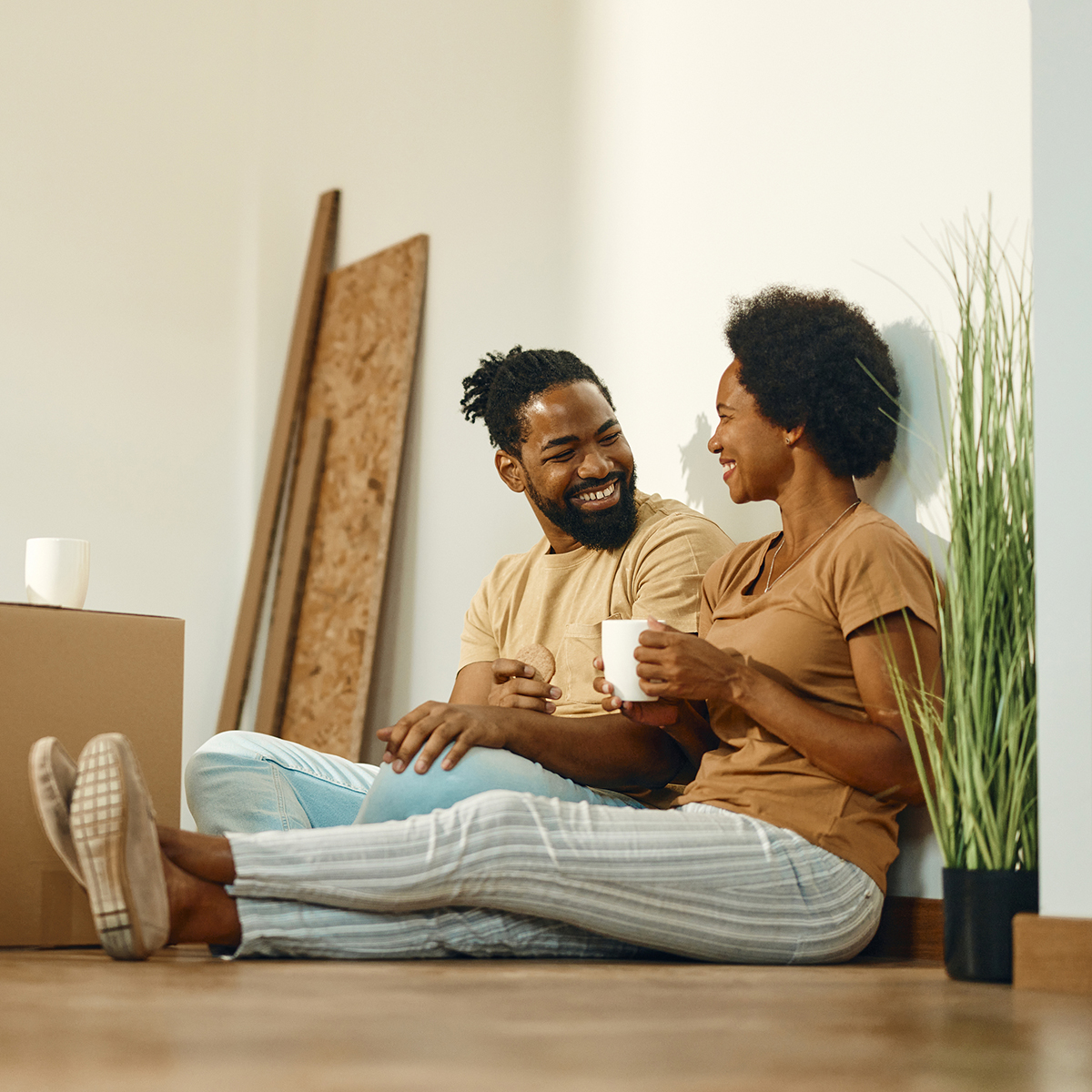Couple unpacking