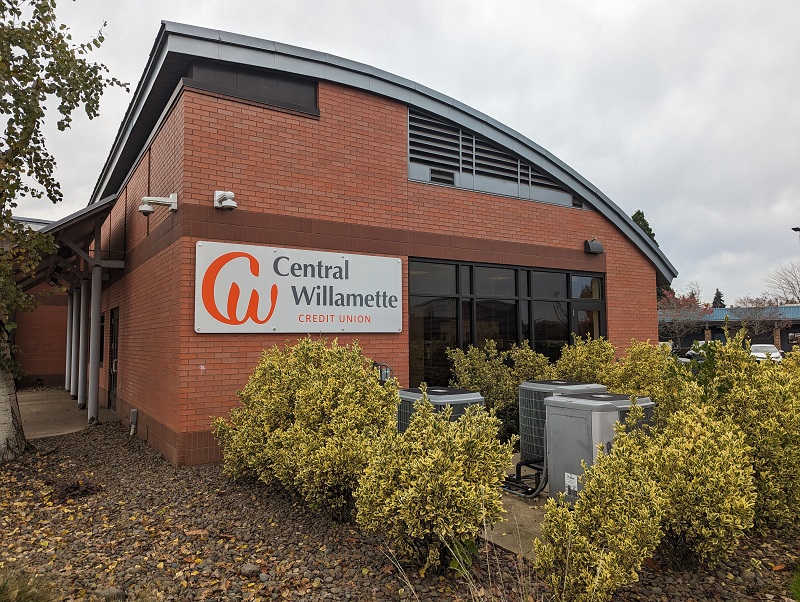 Front of bank branch